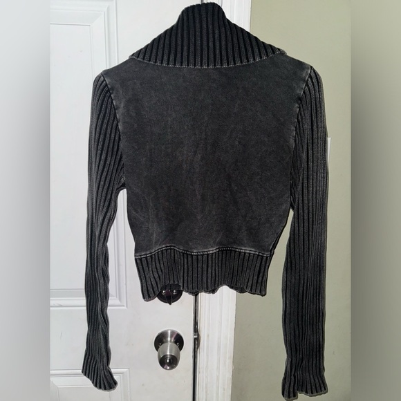 Urban Outfitters BDG Thea Acid Wash Black Cropped Jacket Size Large - Picture 6 of 6